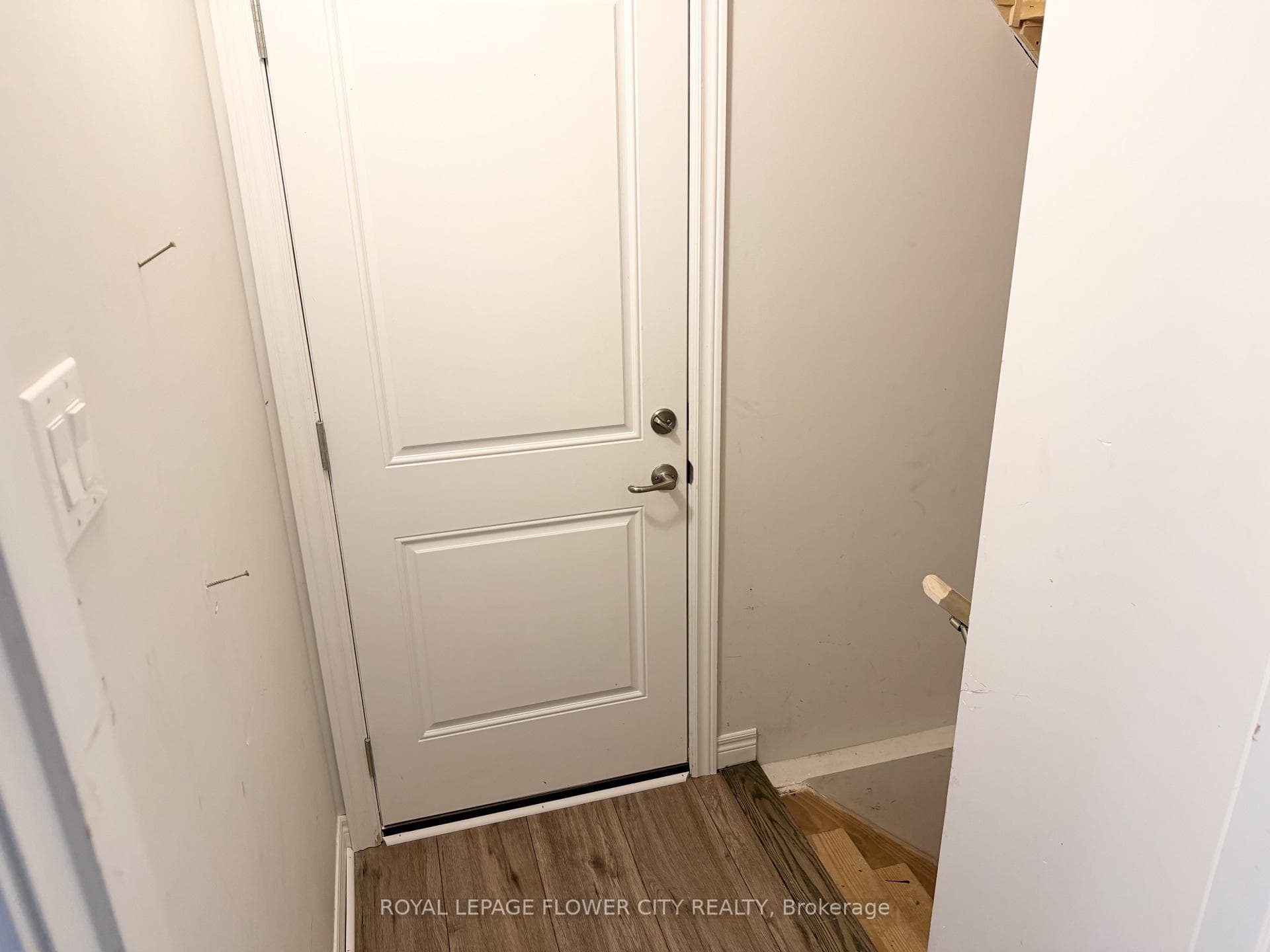 139 Sunflower Place photo 4
