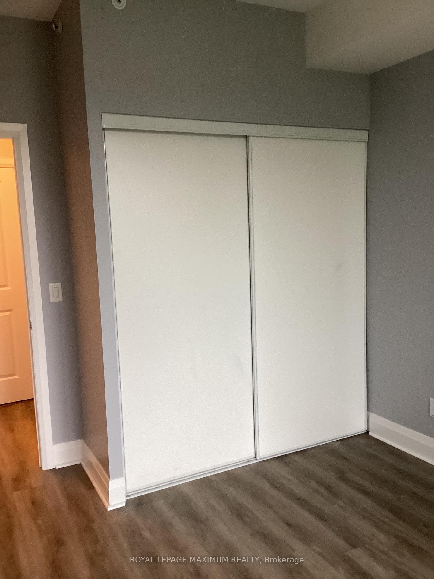 75 North Park Road Unit 202 photo 11