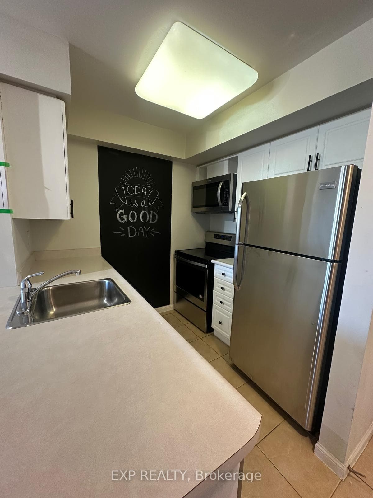 153 Beecroft Road Unit 706 photo 30