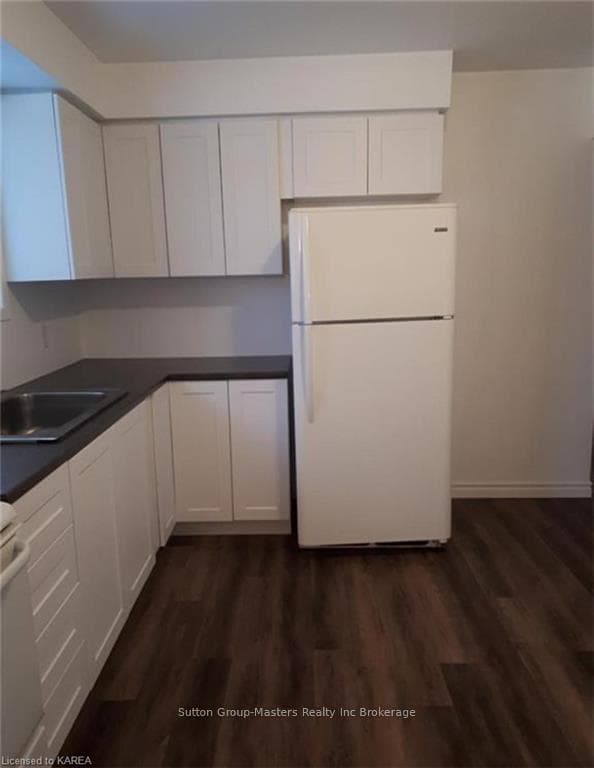 876 BEACONHILL Court photo 11