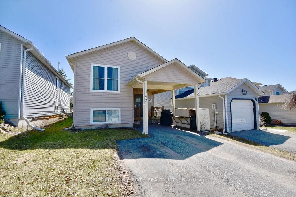 47 D'ambrosio Drive photo 1