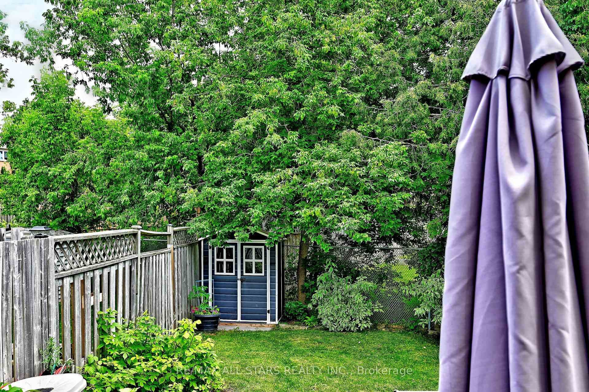 9 Opal Court photo 24