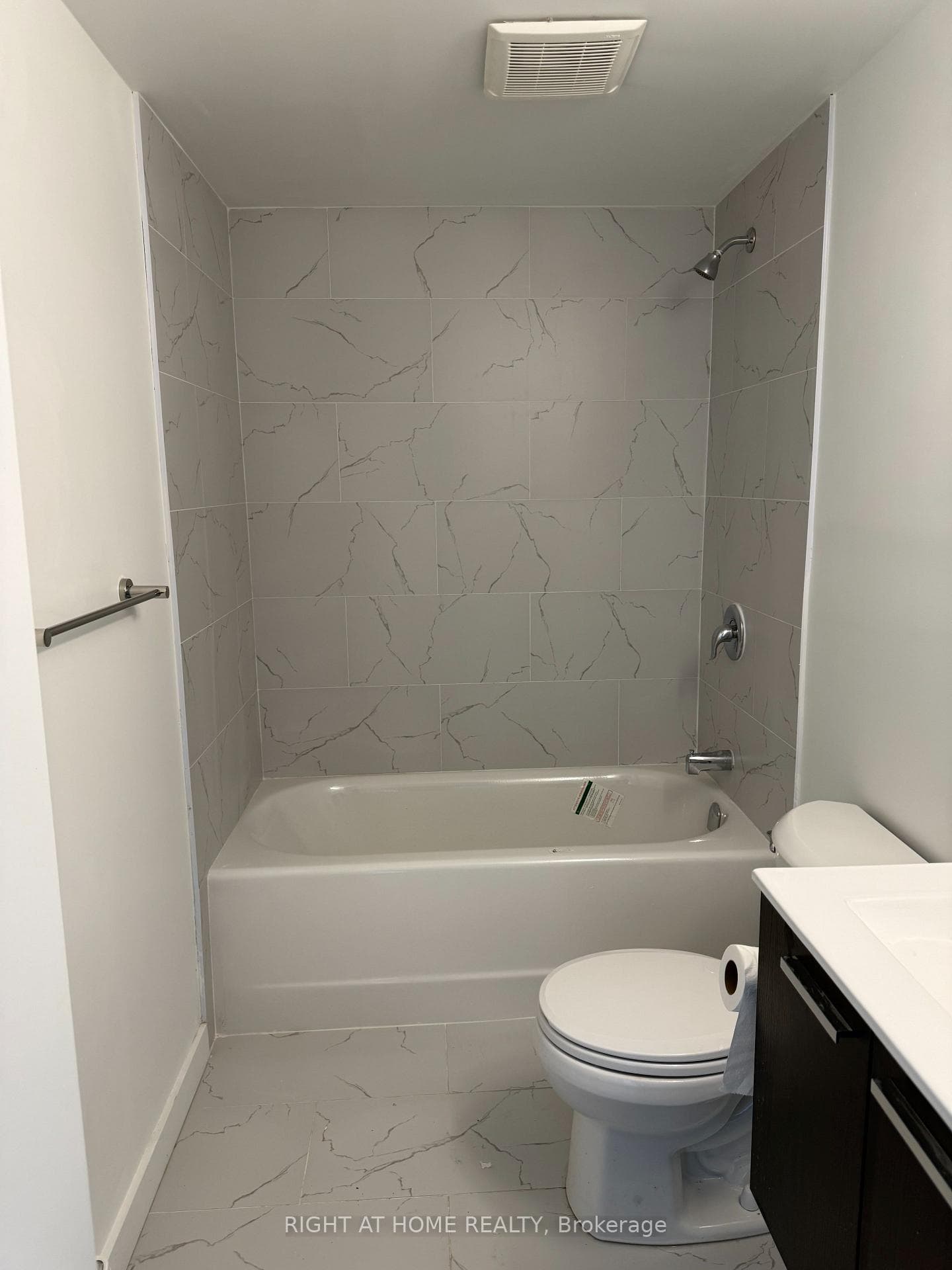 127 Highriver Trail Unit (LOWER) photo 9