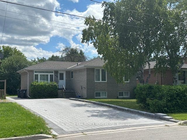 295 Pleasant Avenue photo 1