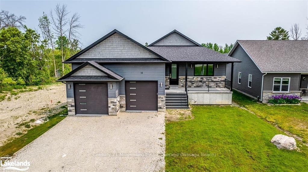 18 LAKESHORE Road photo 1