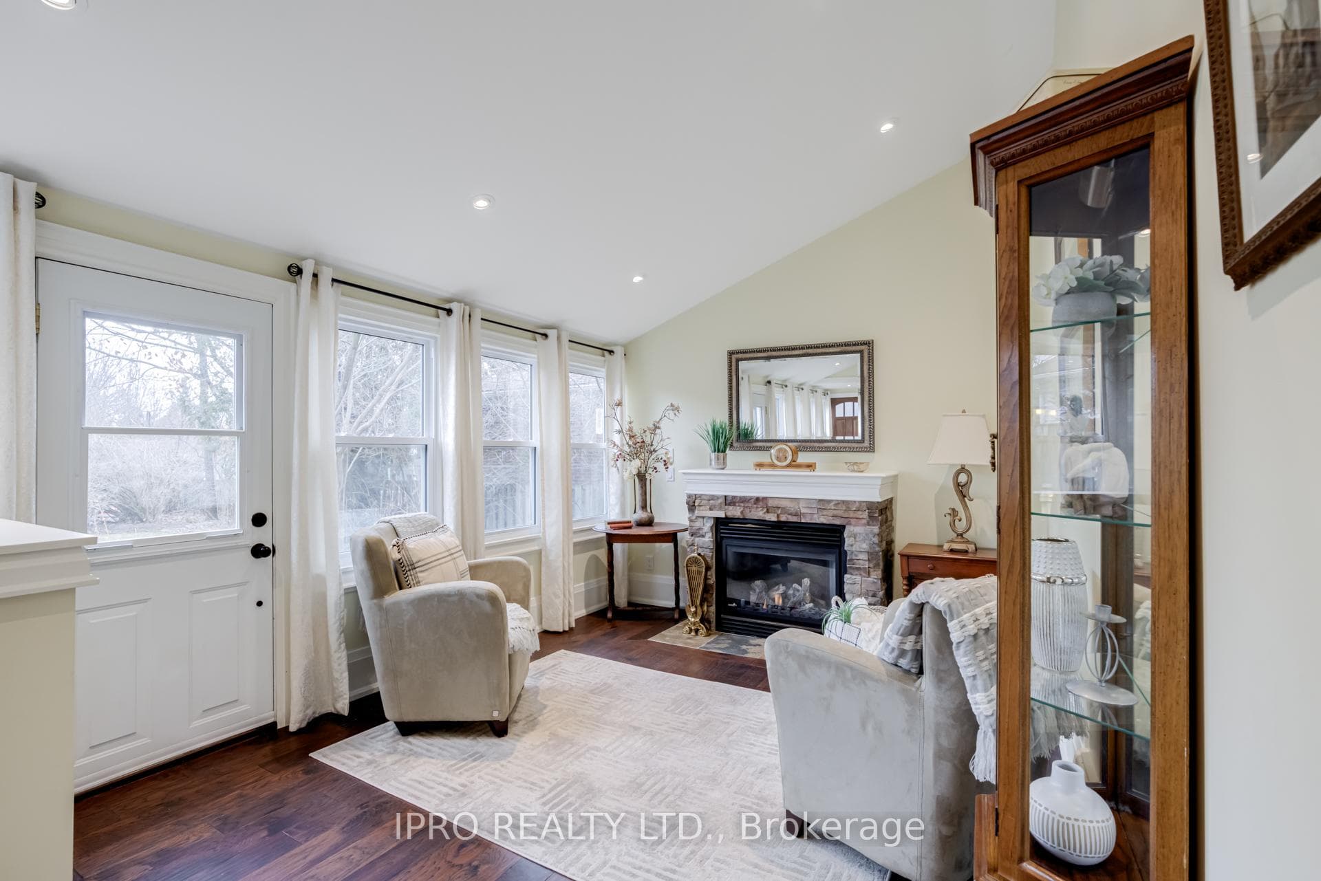 1 Parsons Street photo 18