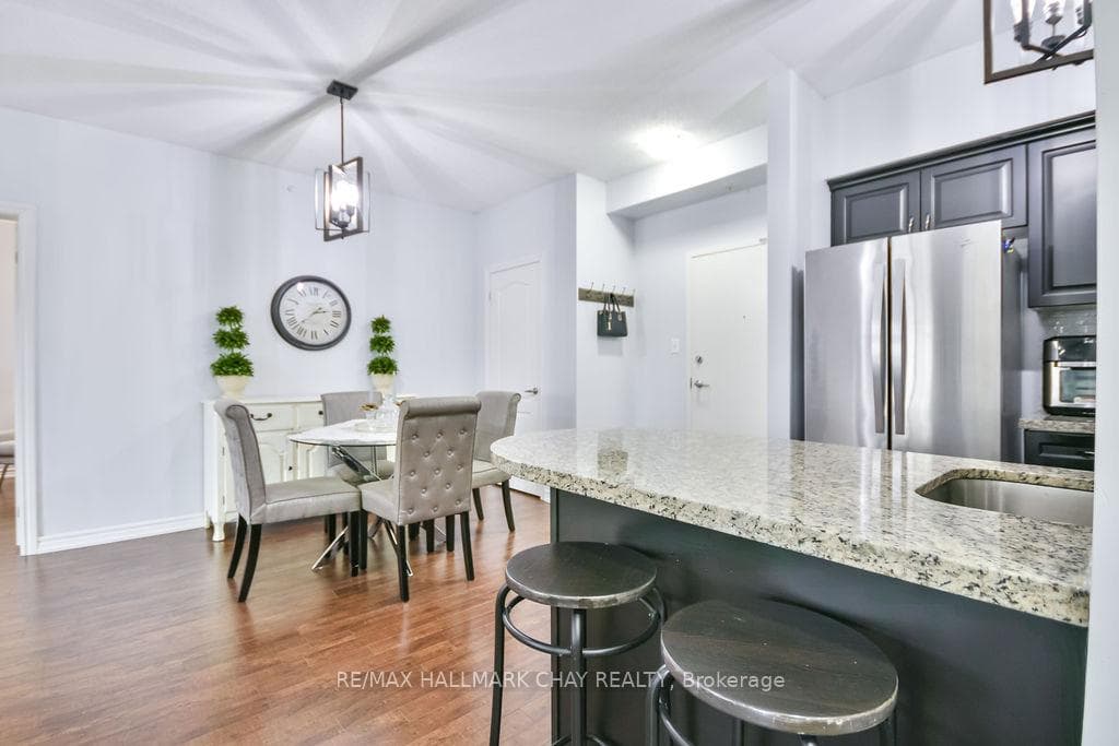 43 Ferndale Drive Unit 207 photo 11