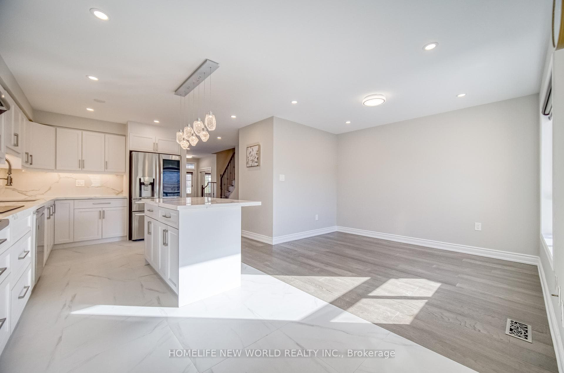 135 Selkirk Drive photo 12