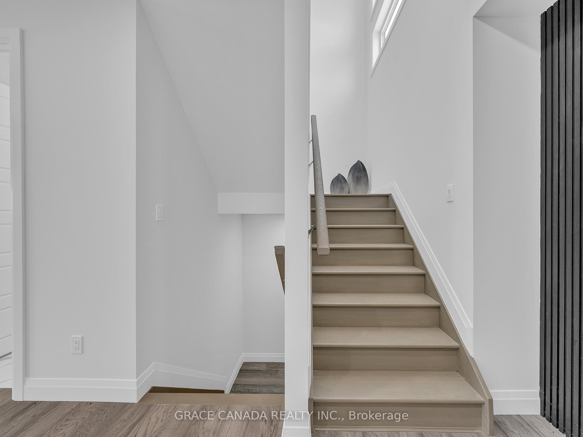 118 Bear Street photo 5