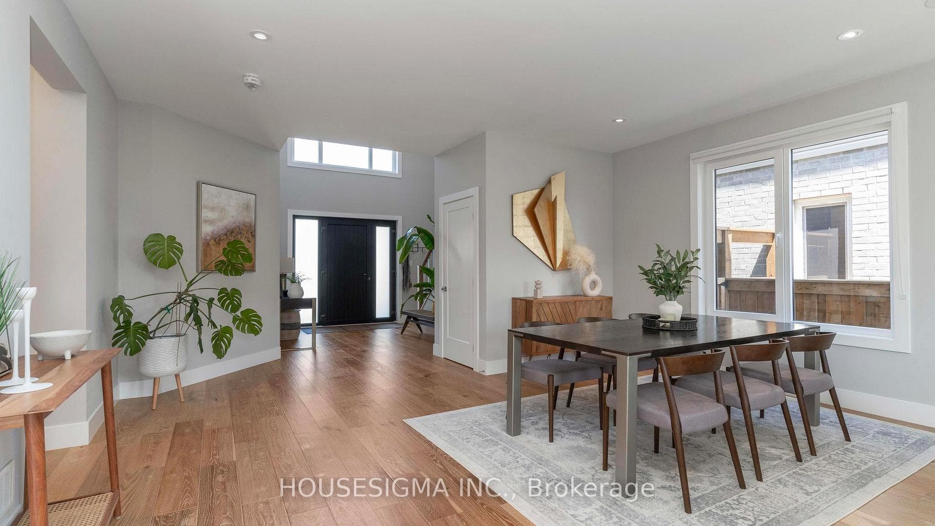 2147 Bakervilla Street photo 8