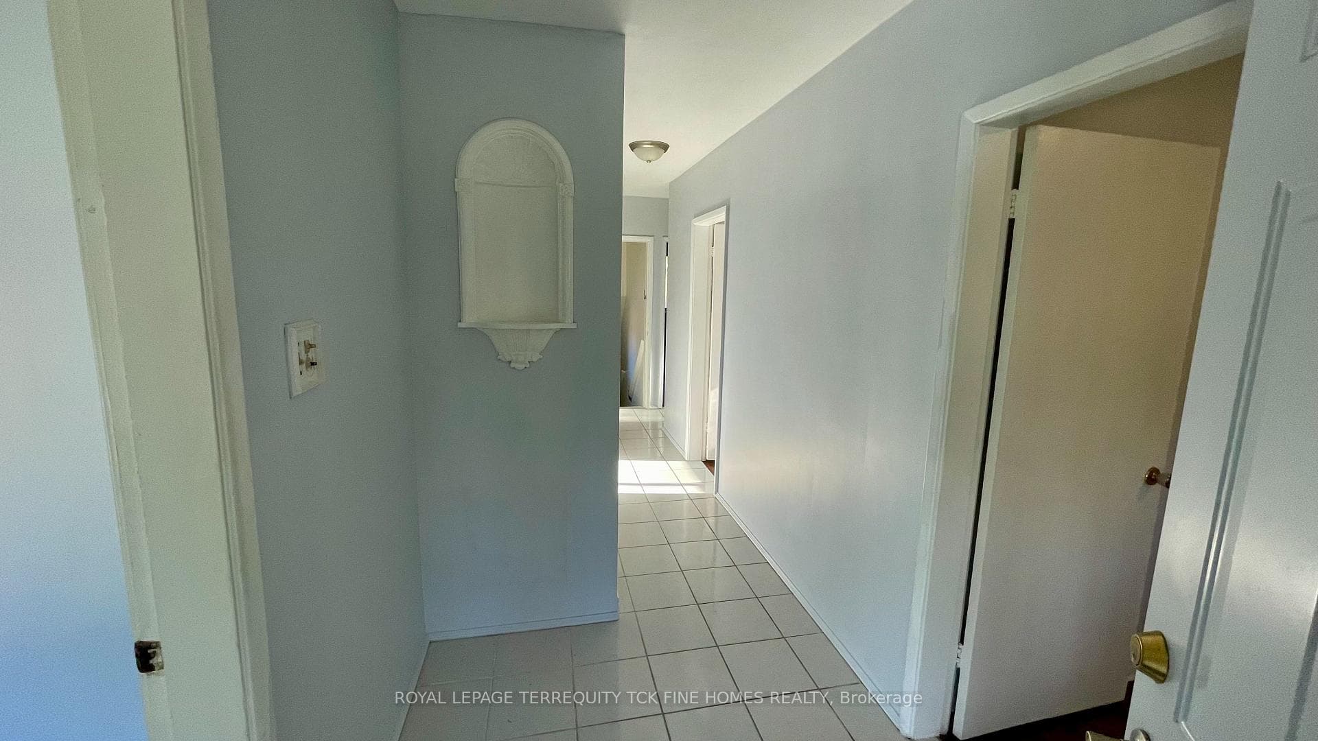 3 Ivordale Crescent Unit Upper photo 10
