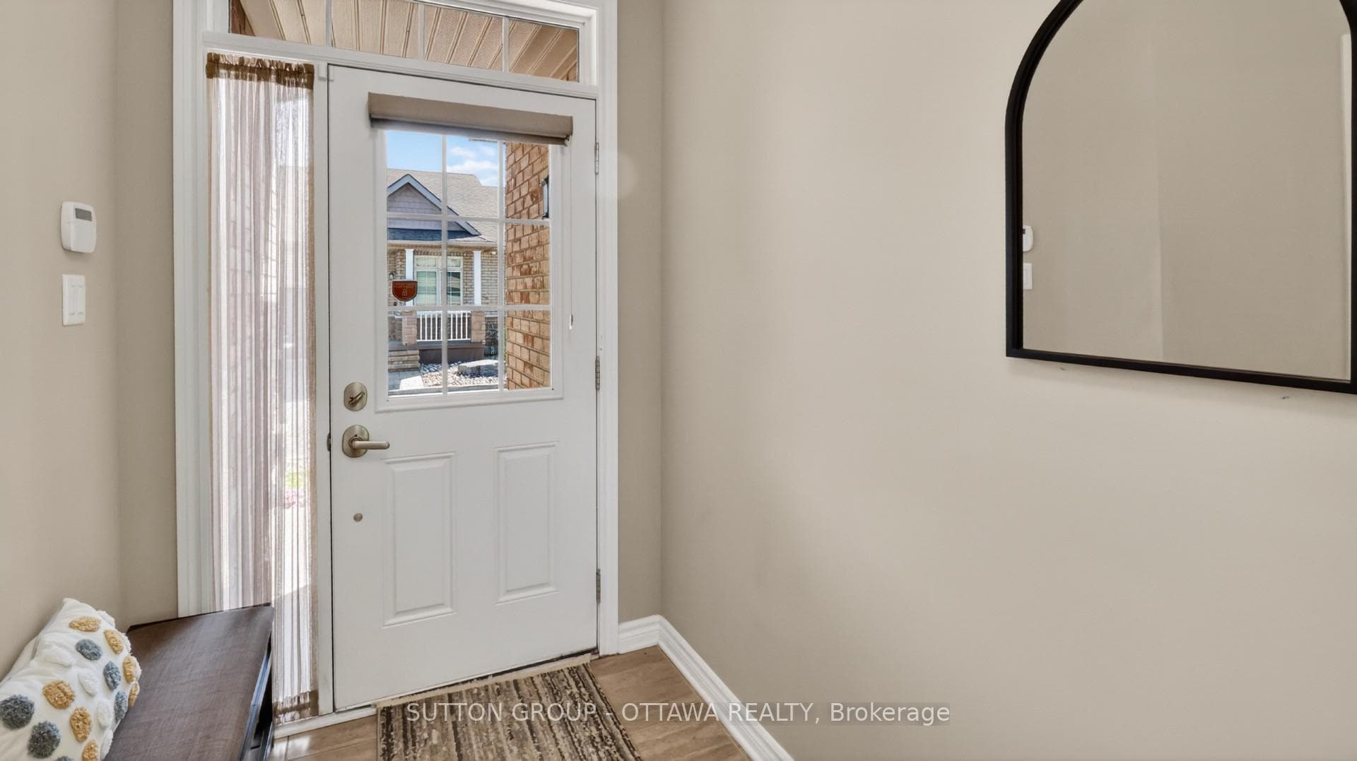 104 Passageway Private photo 7
