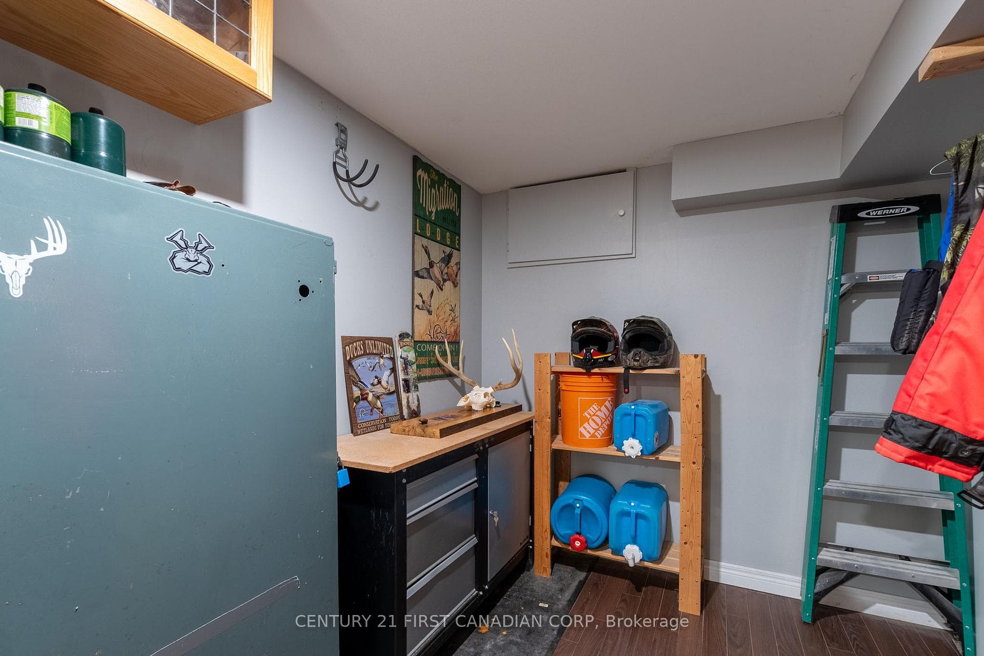 115 Brock Street photo 29