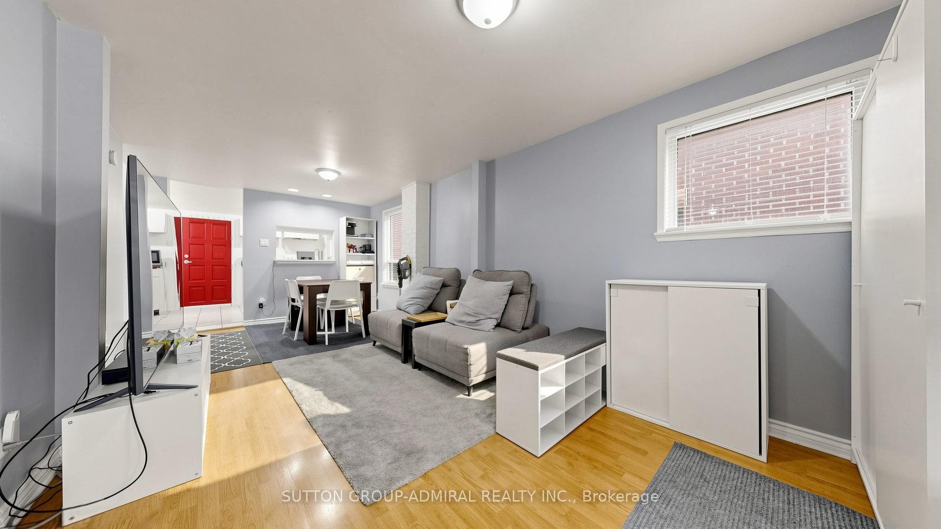 75 Rockcliffe Boulevard photo 3