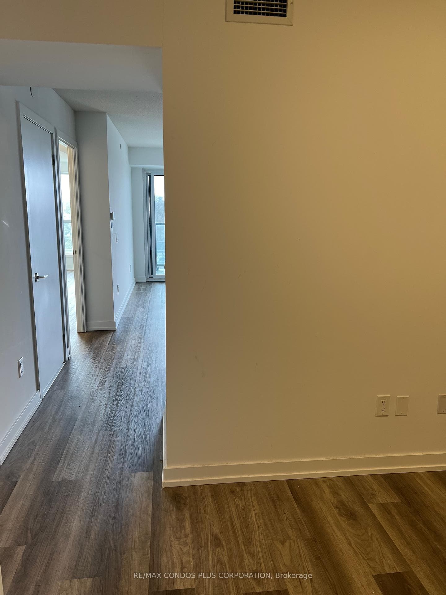 1480 Bayly St Street Unit 514 photo 17