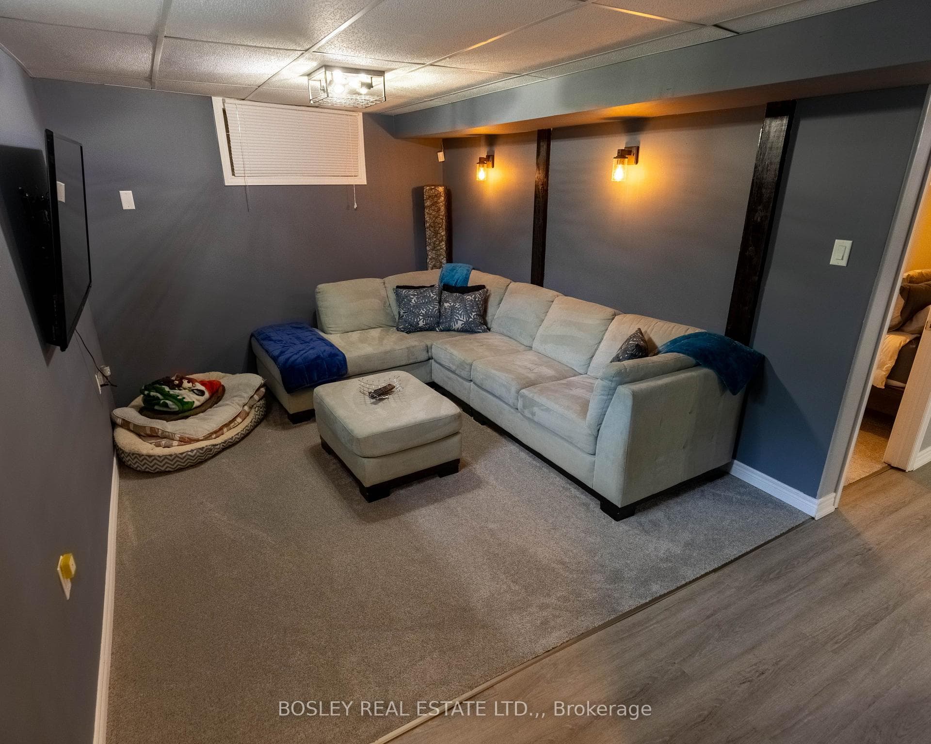 4949 Lyon's Parkway photo 25