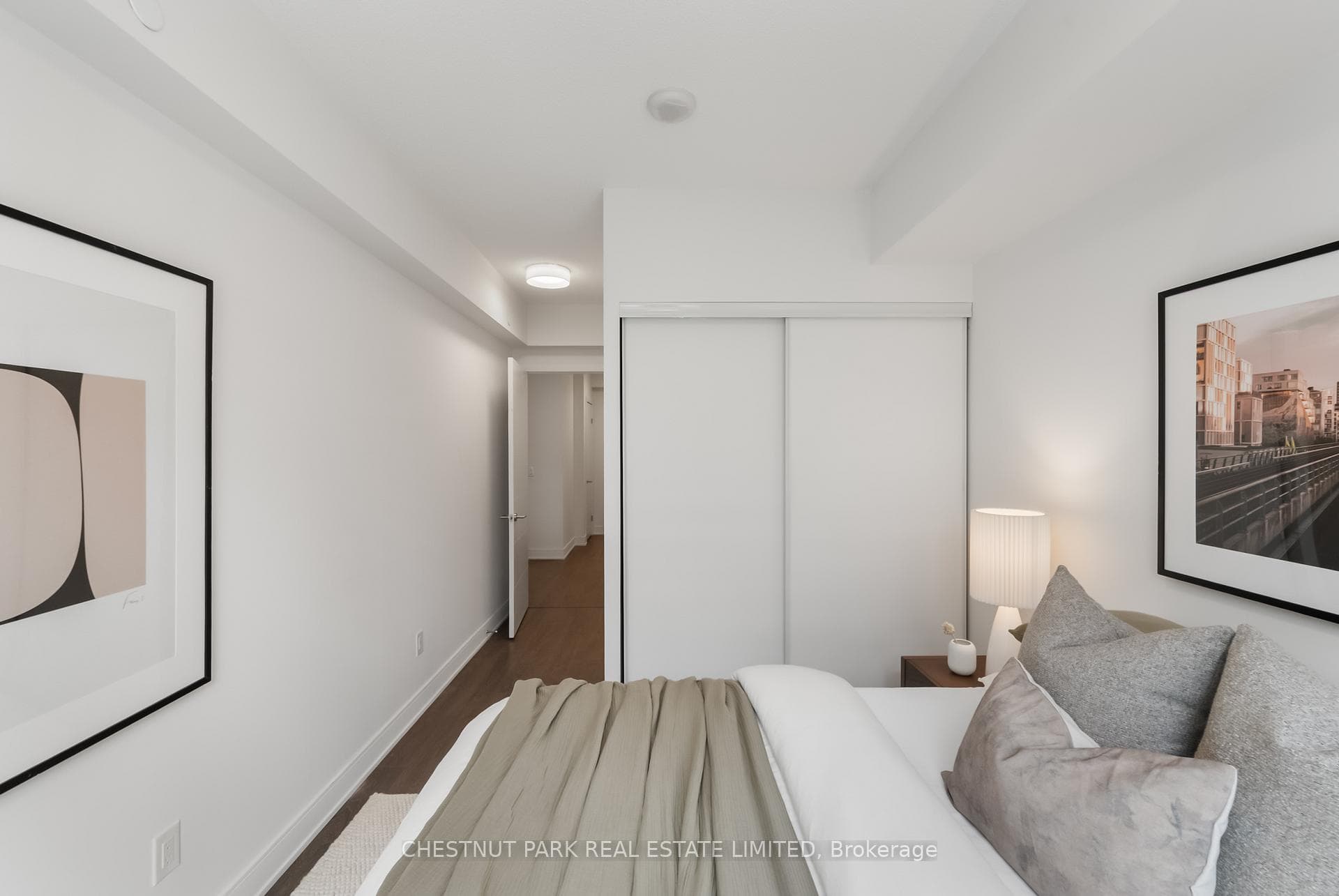 525 Adelaide Street Unit 923 photo 12