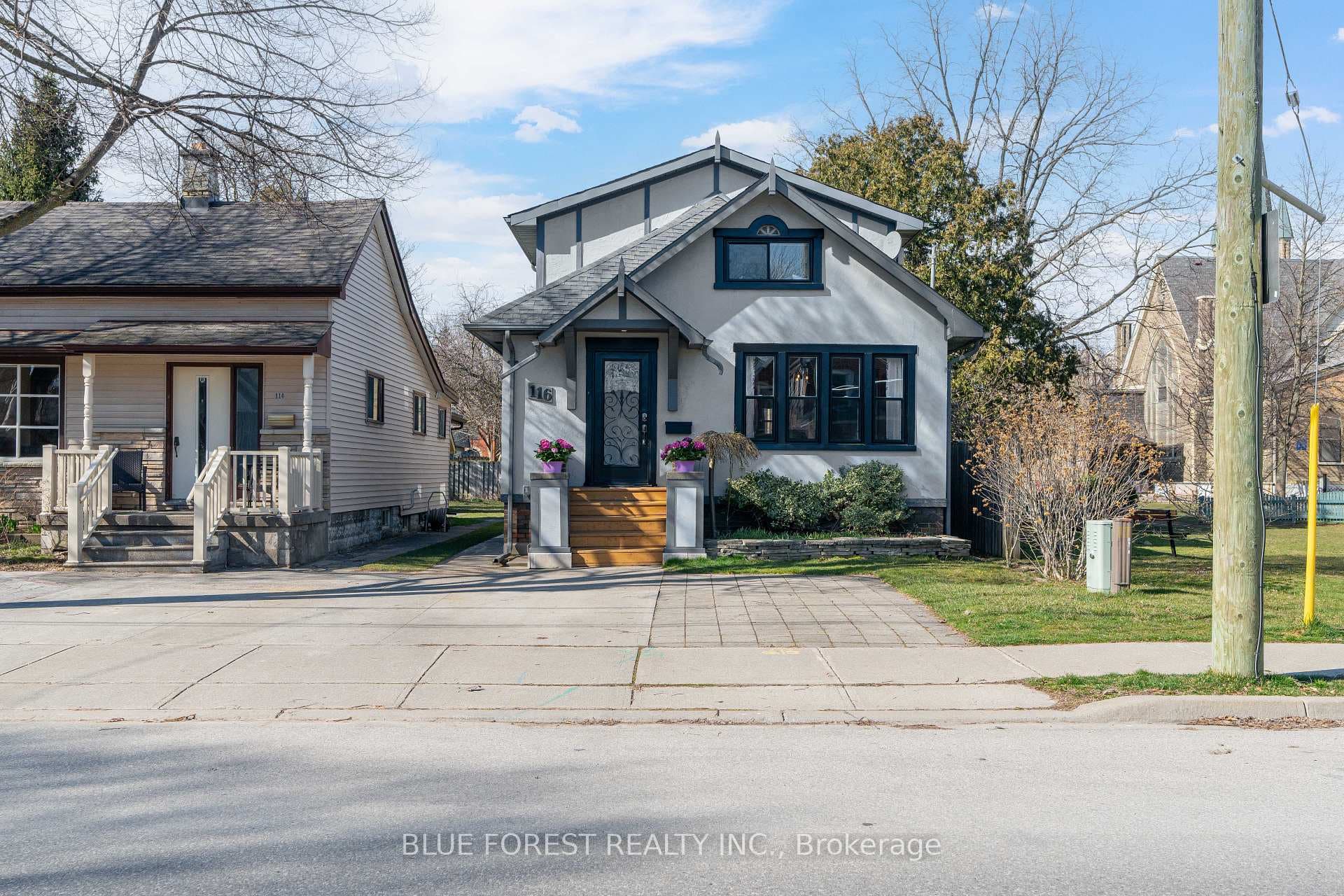 116 Bruce Street photo 2