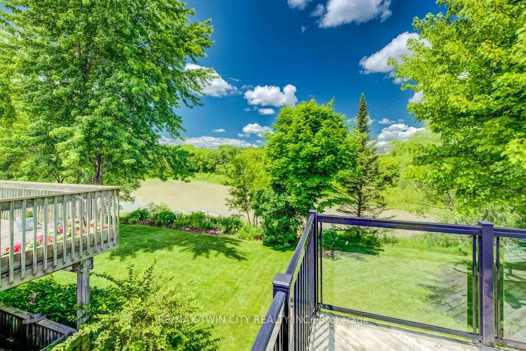 670 Salzburg Drive photo 26