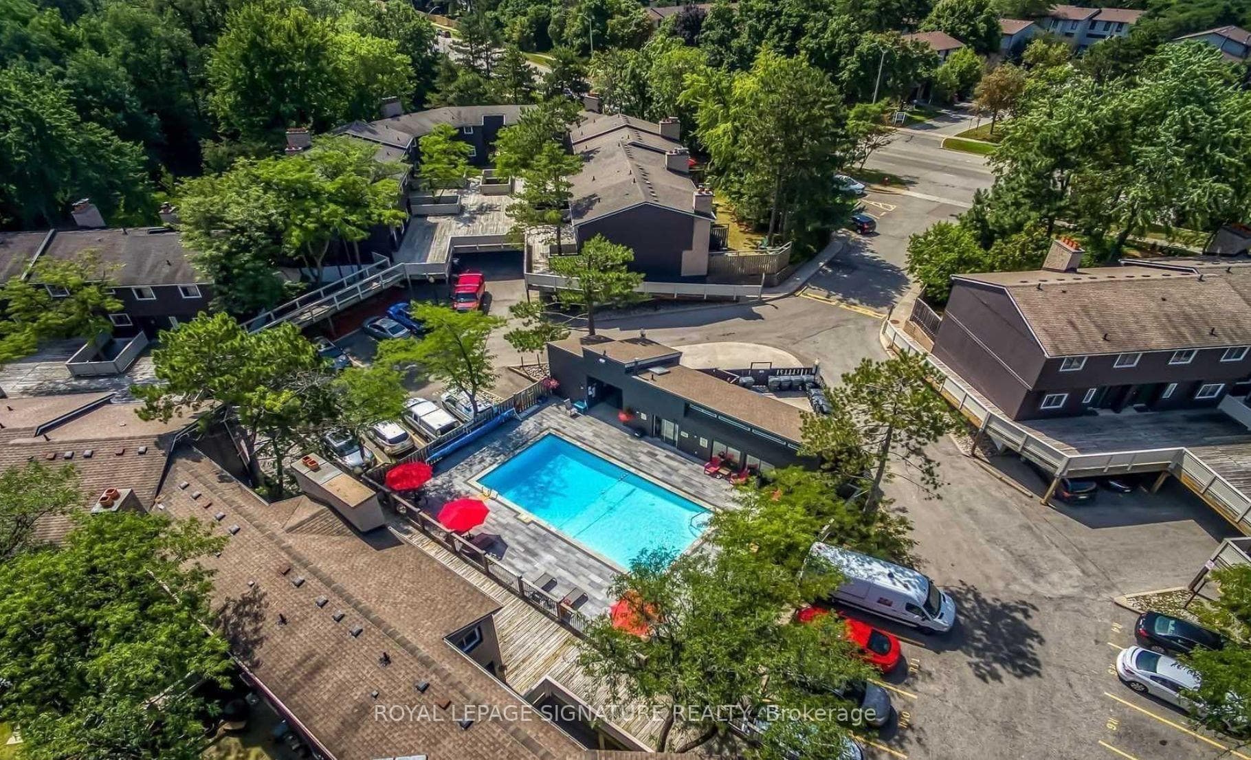 6855 Glen Erin Drive Unit 29 photo 3
