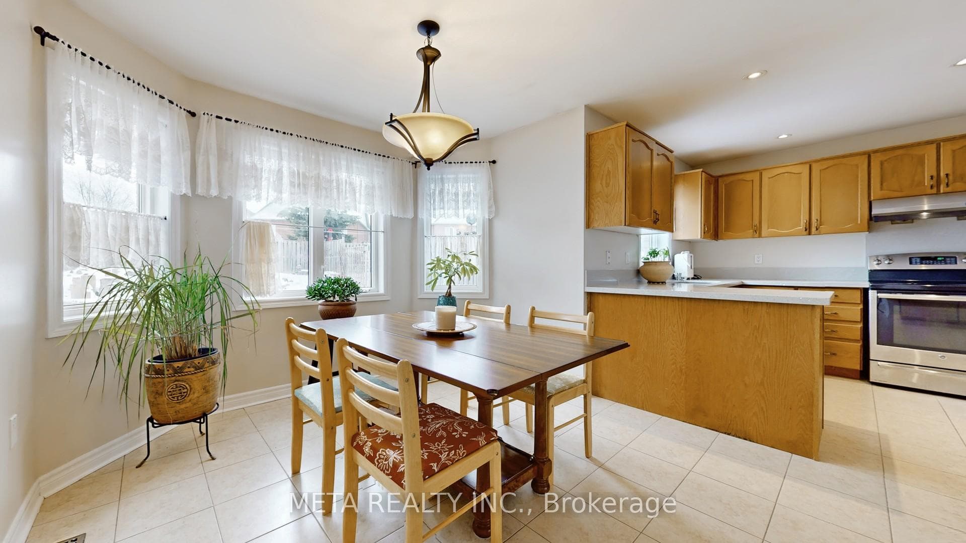53 Saint Avenue photo 10
