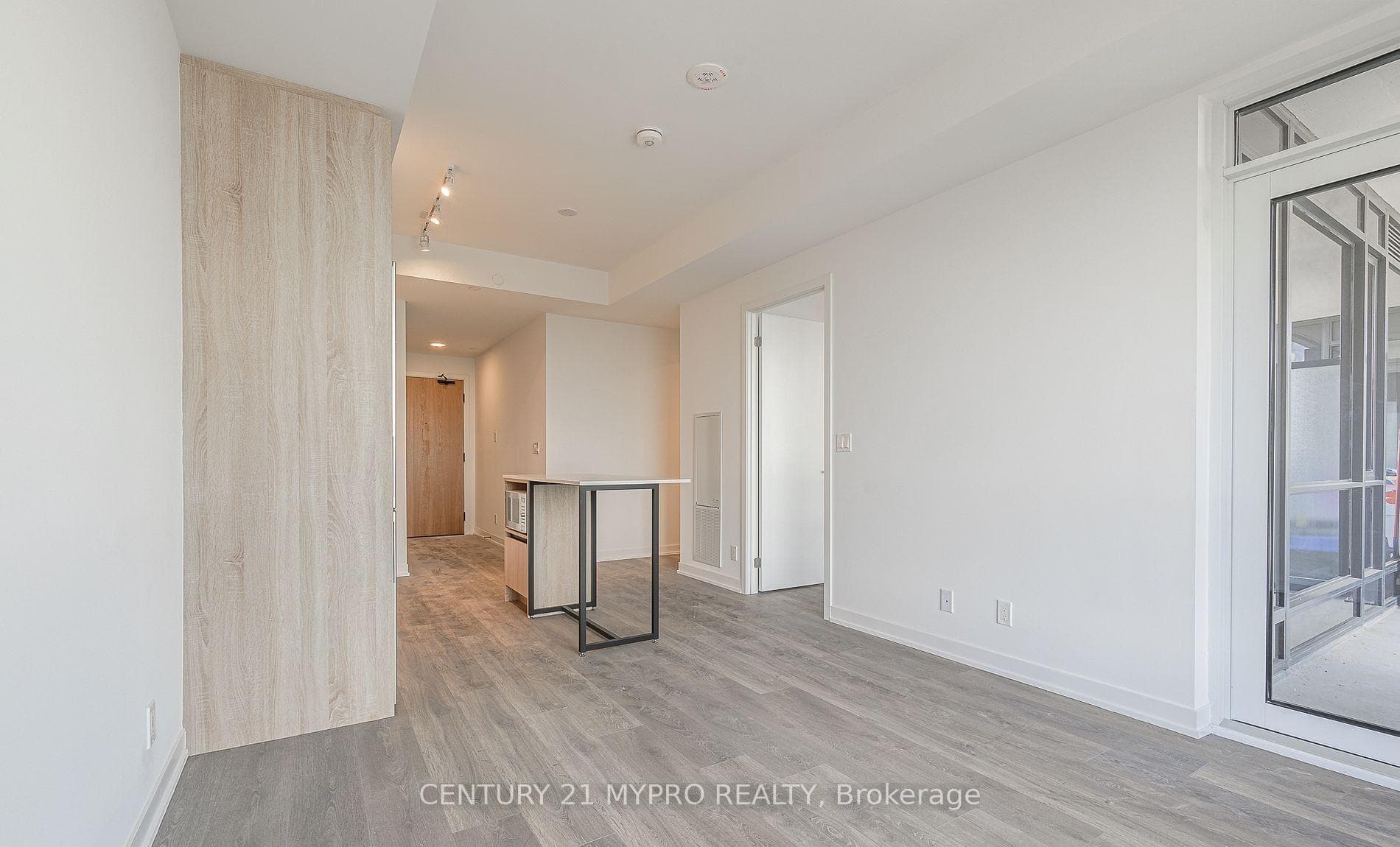 7950 Bathurst Street Unit B2205 photo 5