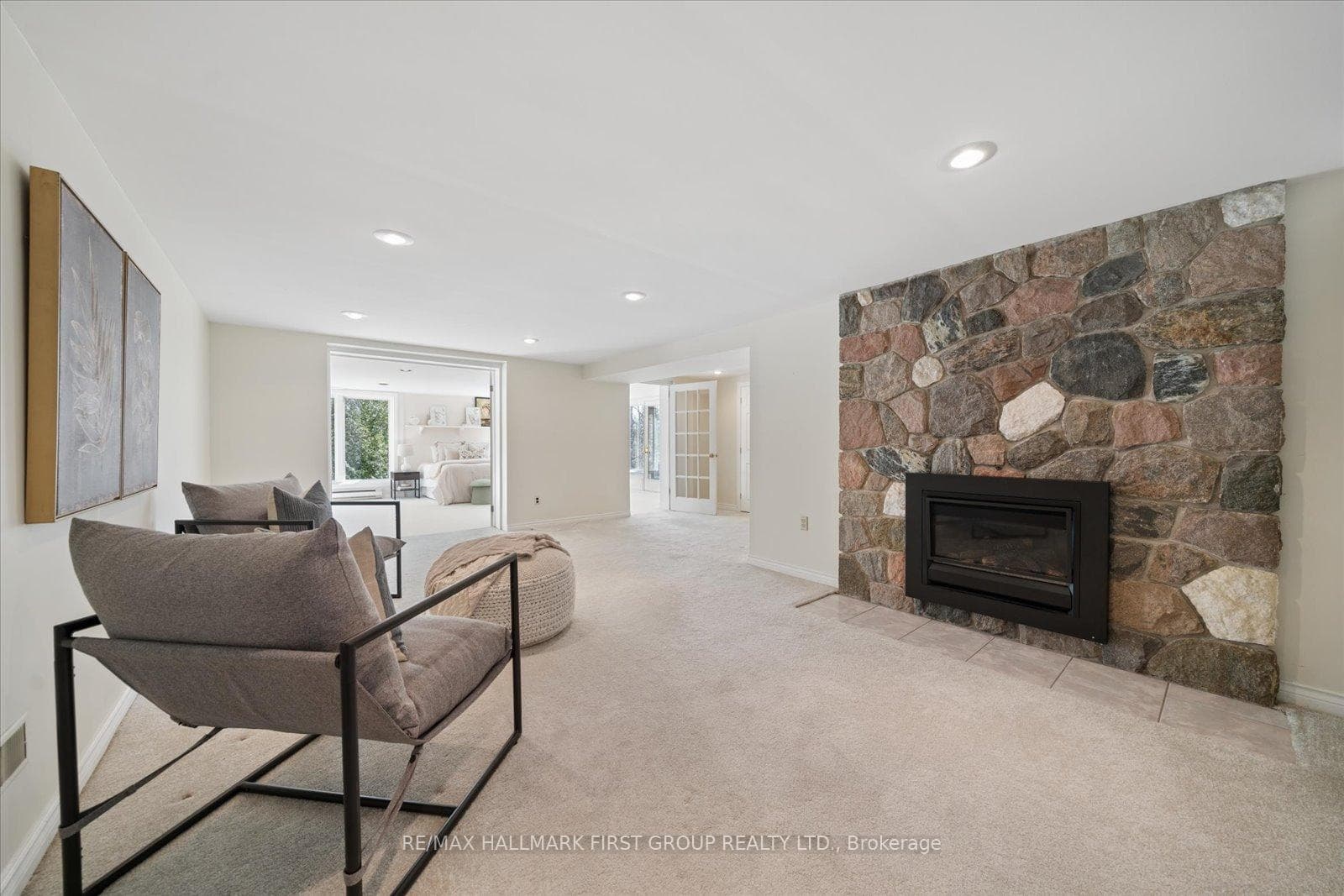 525 Myrtle Road photo 33
