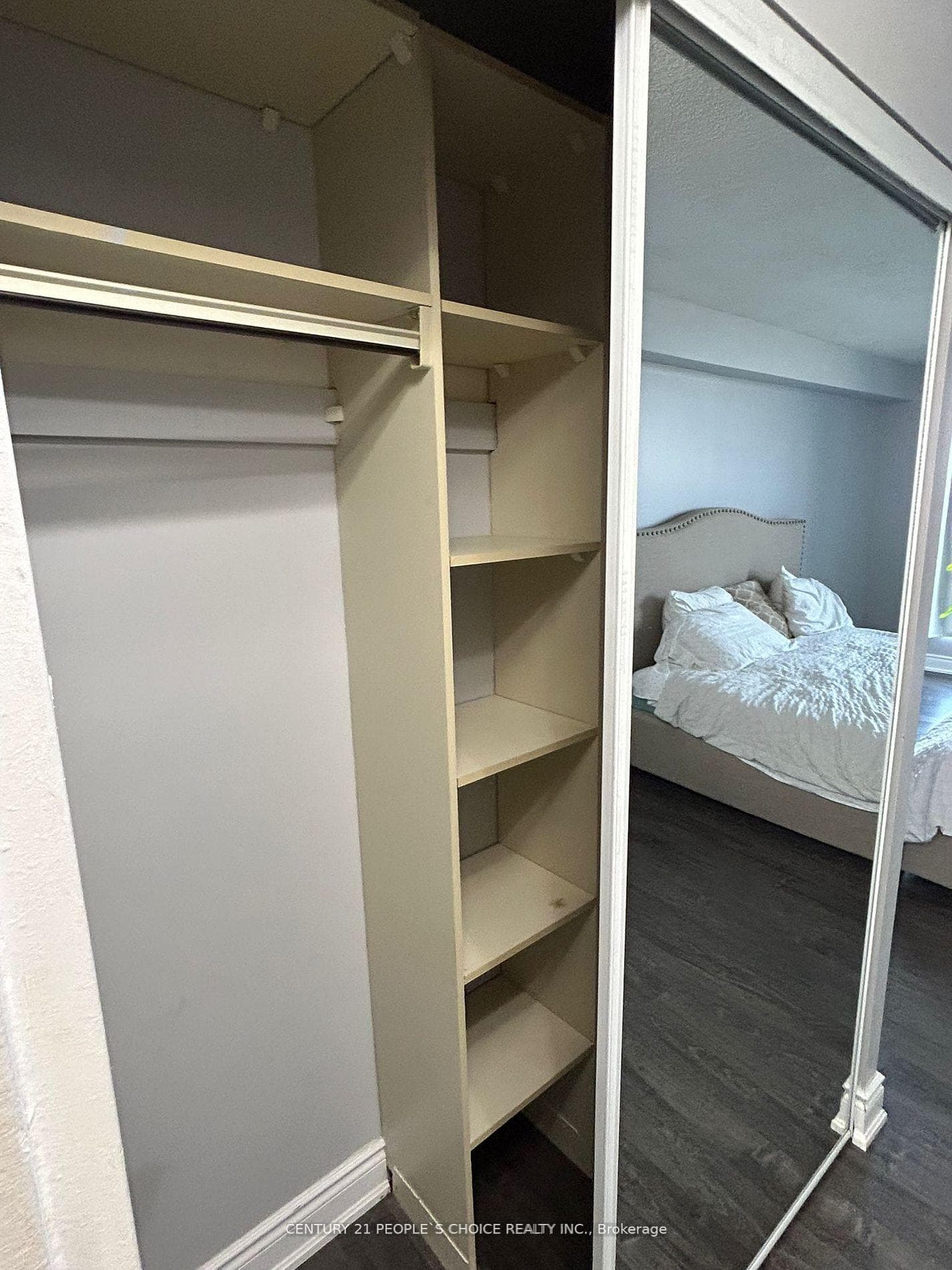 25 Kensington Road Unit 1801 photo 16