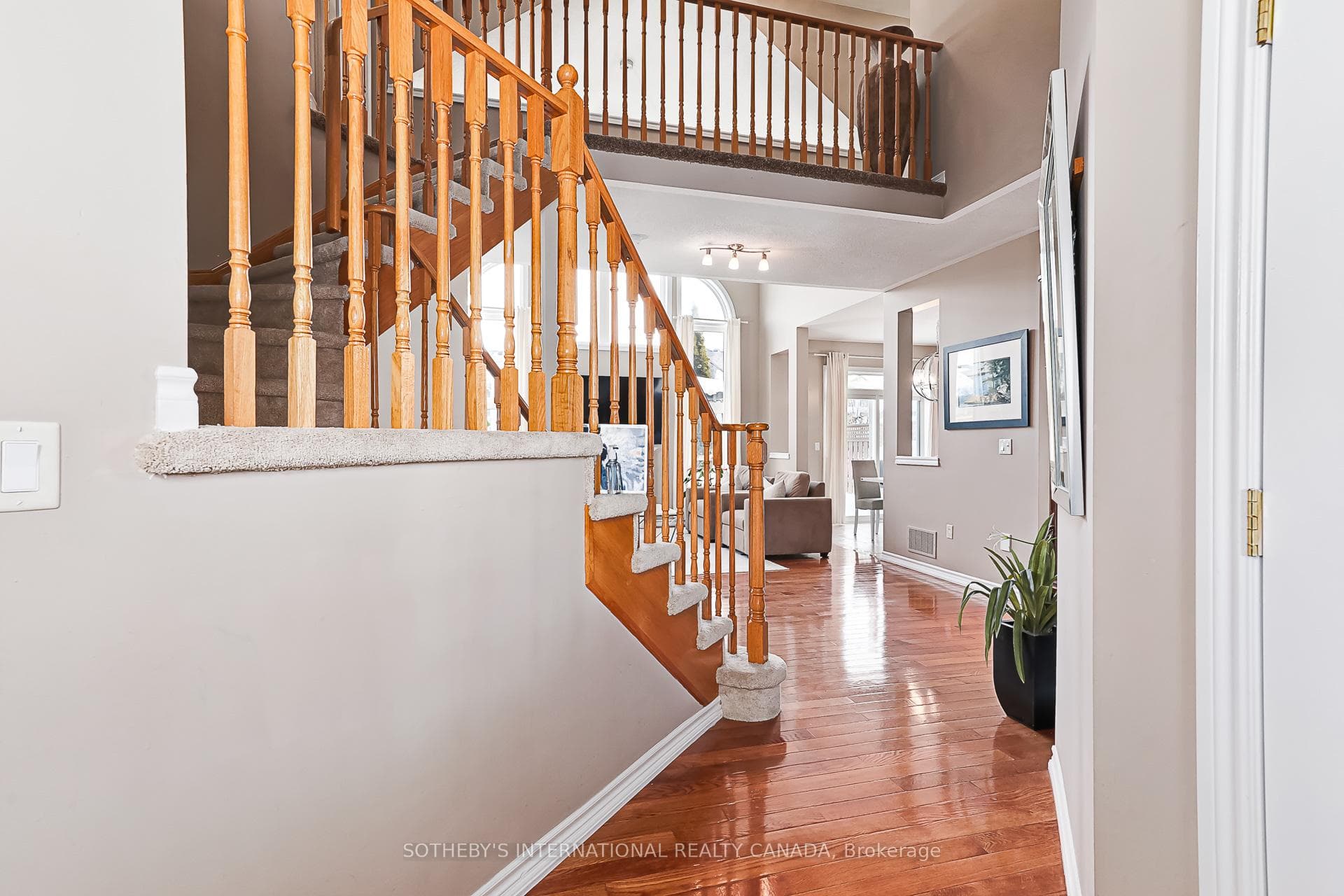 9 Waterpond Place photo 7