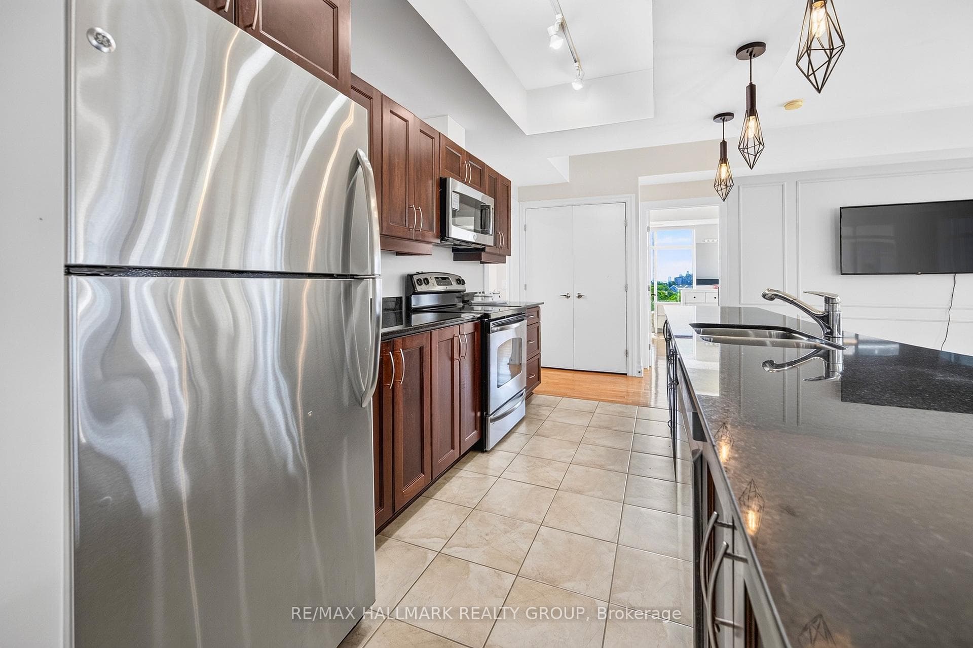 245 Kent Street Unit 909 photo 15