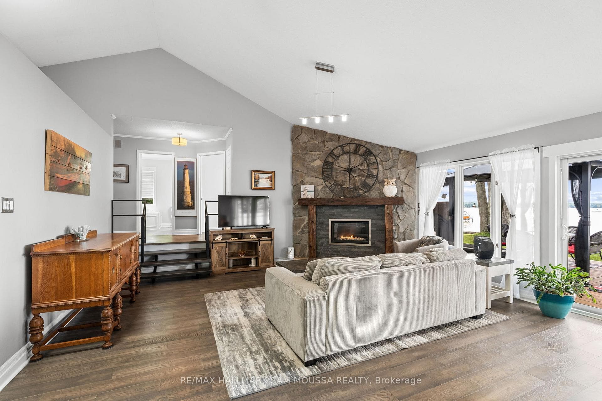 4350 Armitage Avenue photo 16
