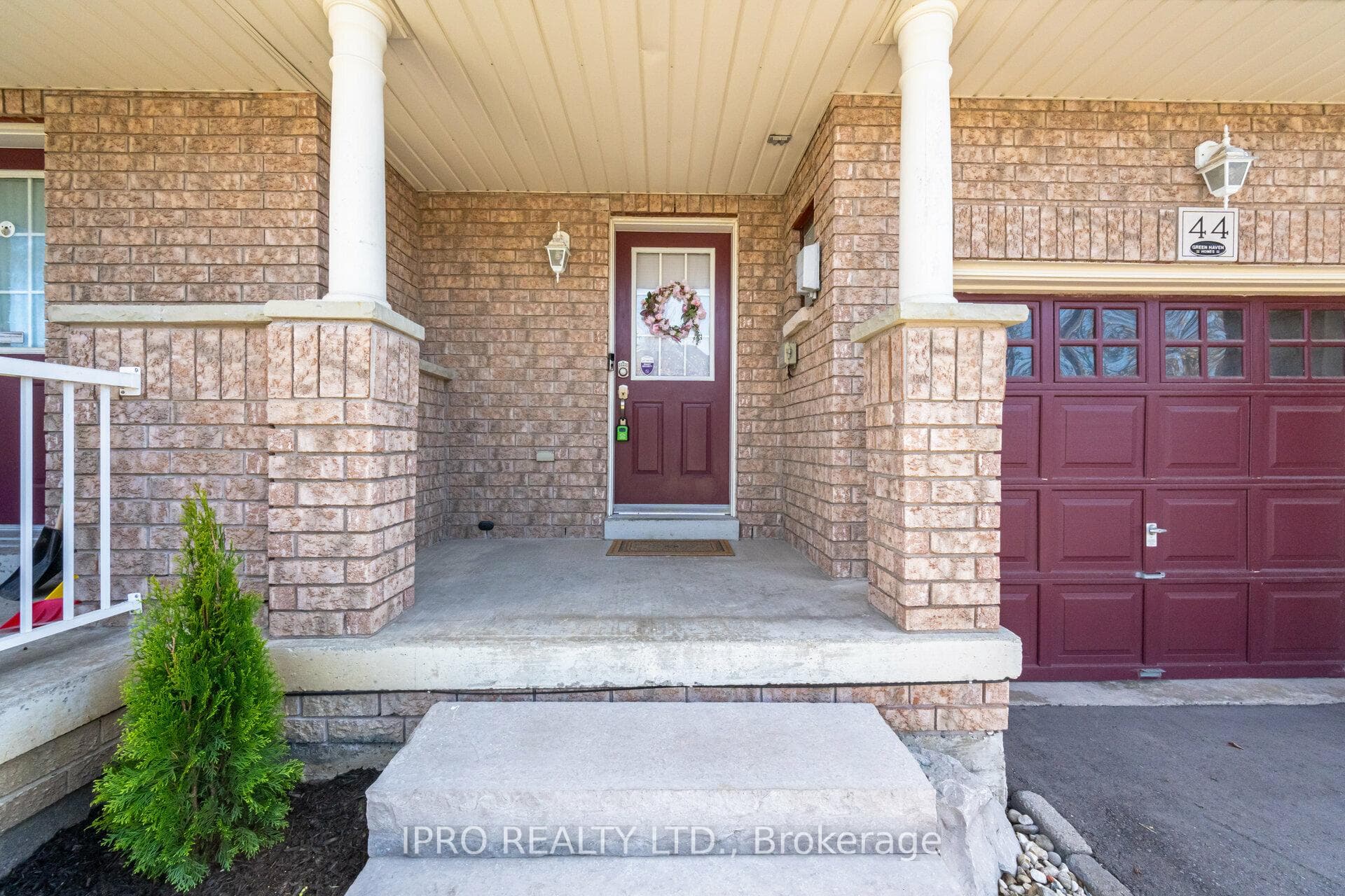 44 Tincomb Crescent photo 4