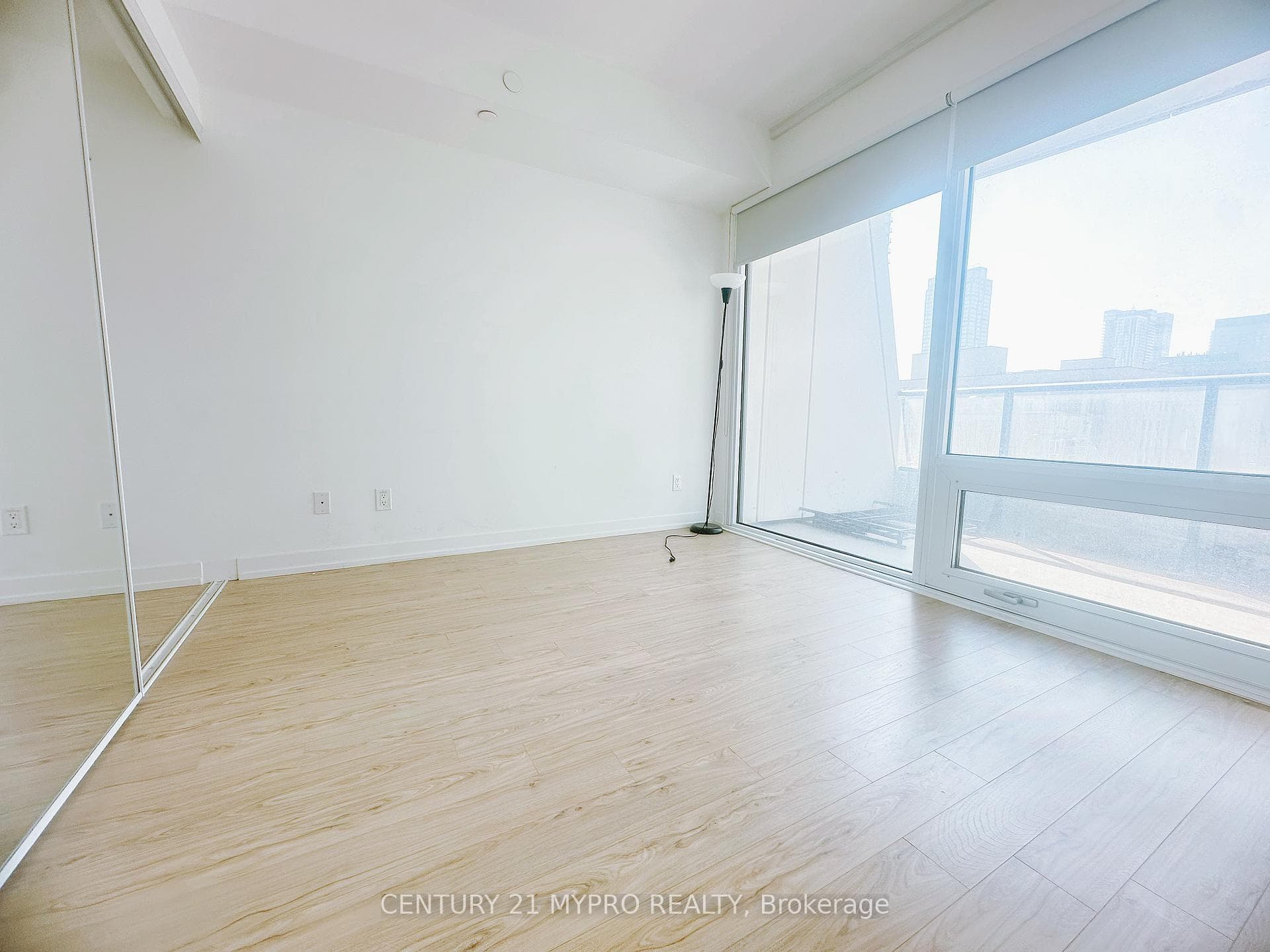 85 Wood Street Unit 1501 photo 11