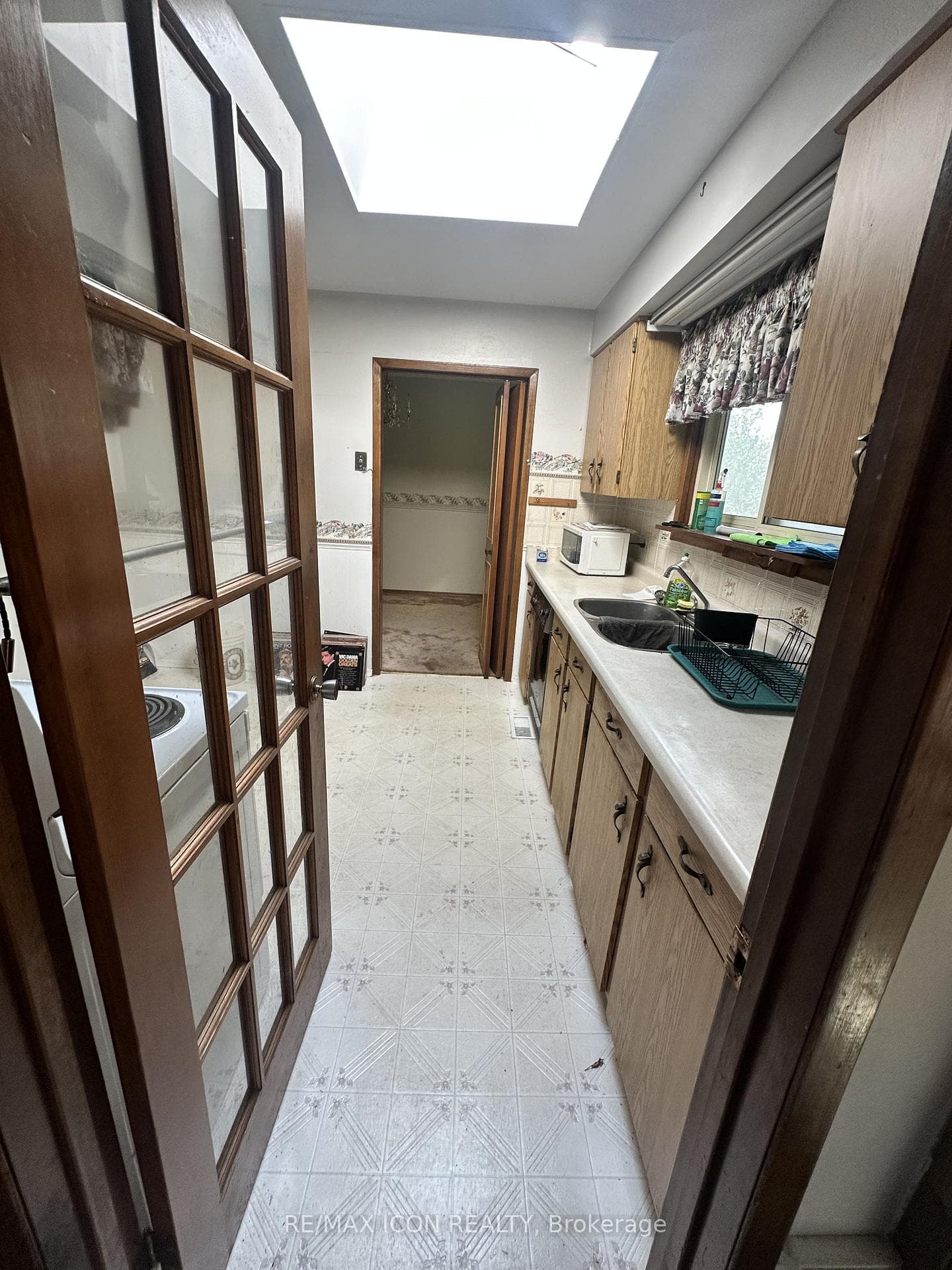 114 Archer Crescent photo 13
