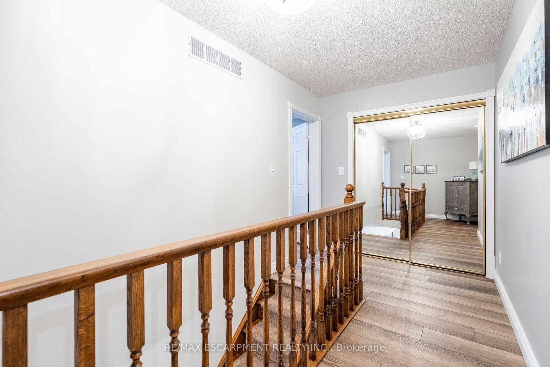 60 LEE Avenue photo 29
