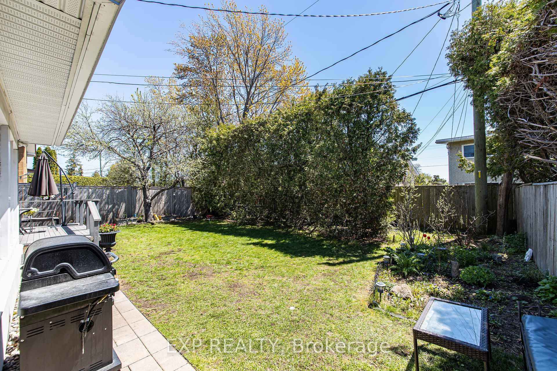 1836 Lorraine Avenue photo 41