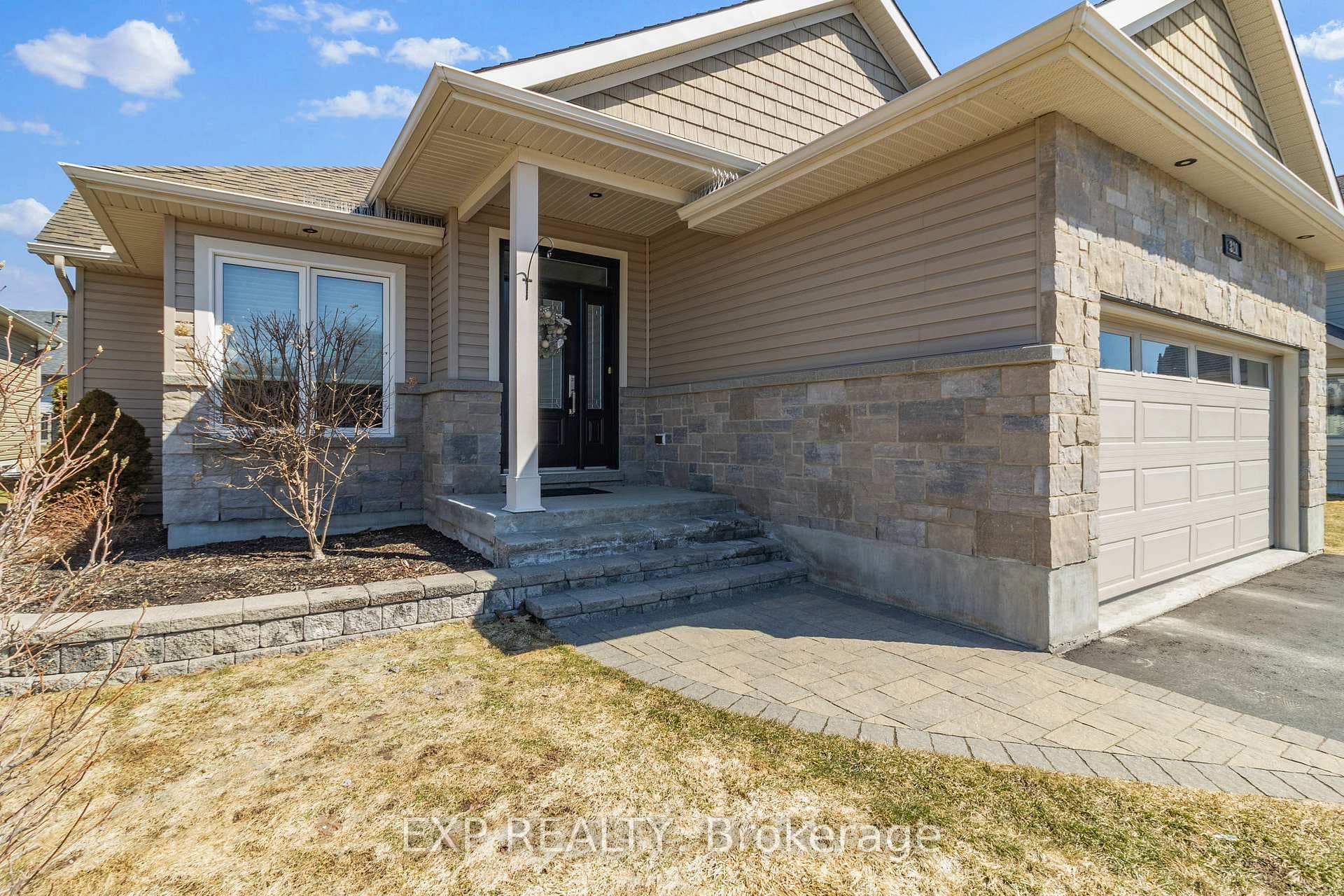 321 Adley Drive photo 2