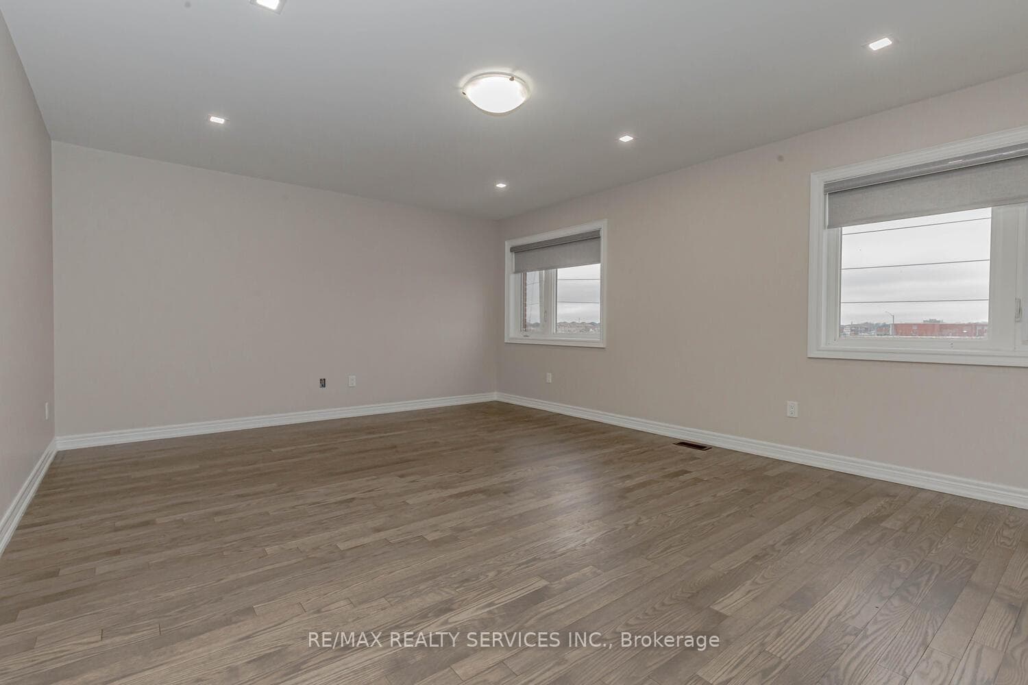 36 Grendon Crescent Unit Upper photo 11