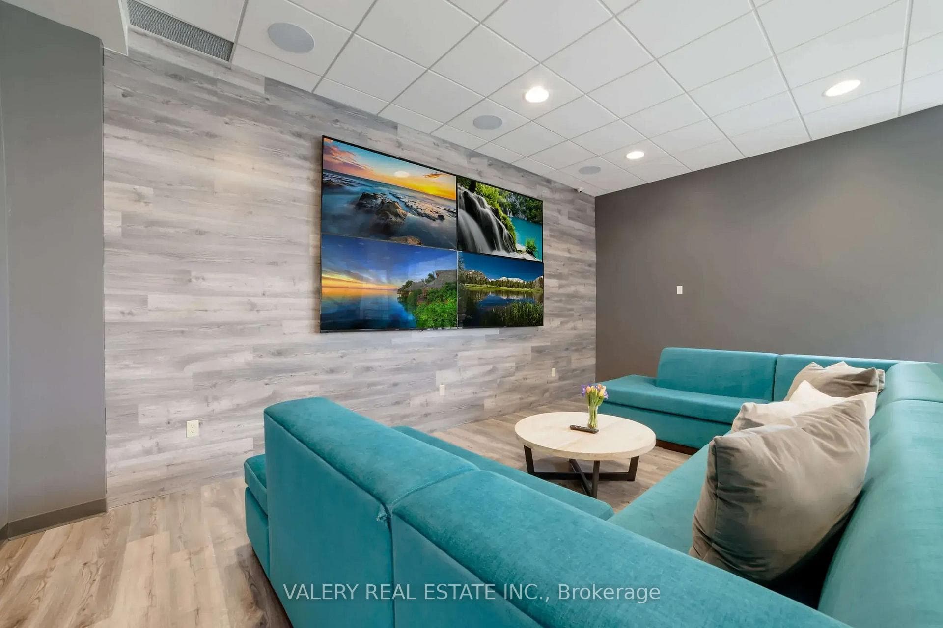 1700 Simcoe Street Unit 101 photo 7