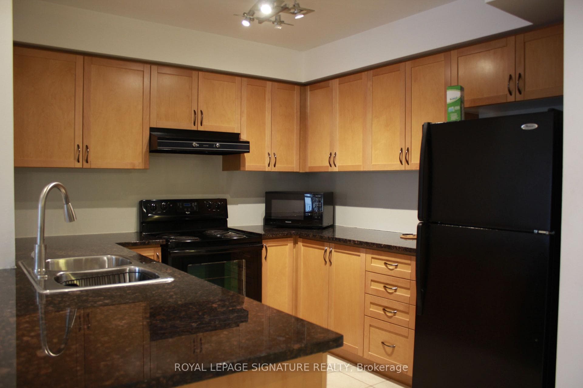 10 Mendelssohn Street Unit 327 photo 11