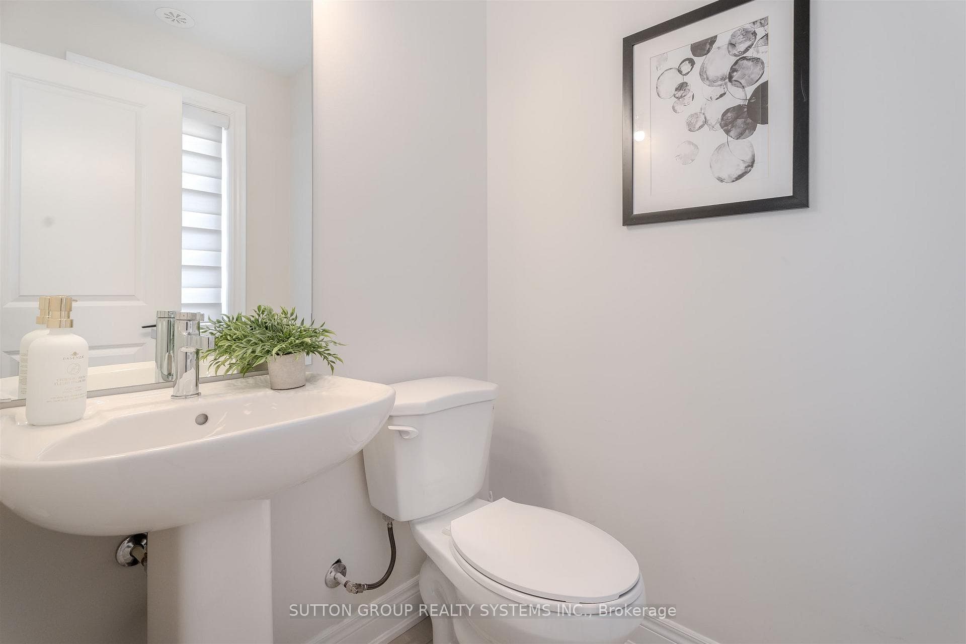 2119 Lillykin Street Unit 8 photo 31