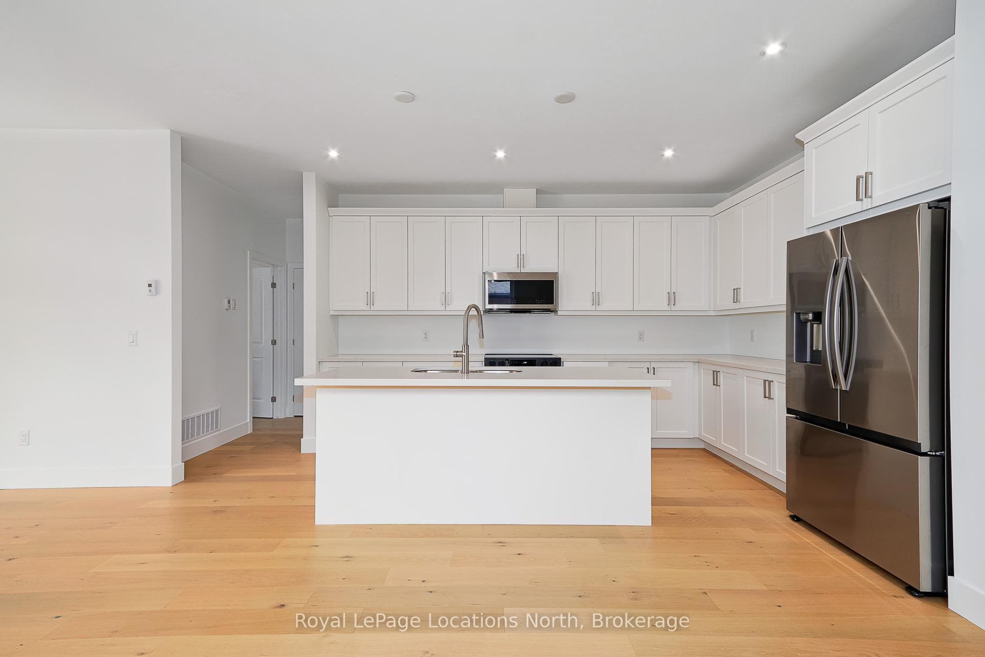 64 52nd Street photo 13