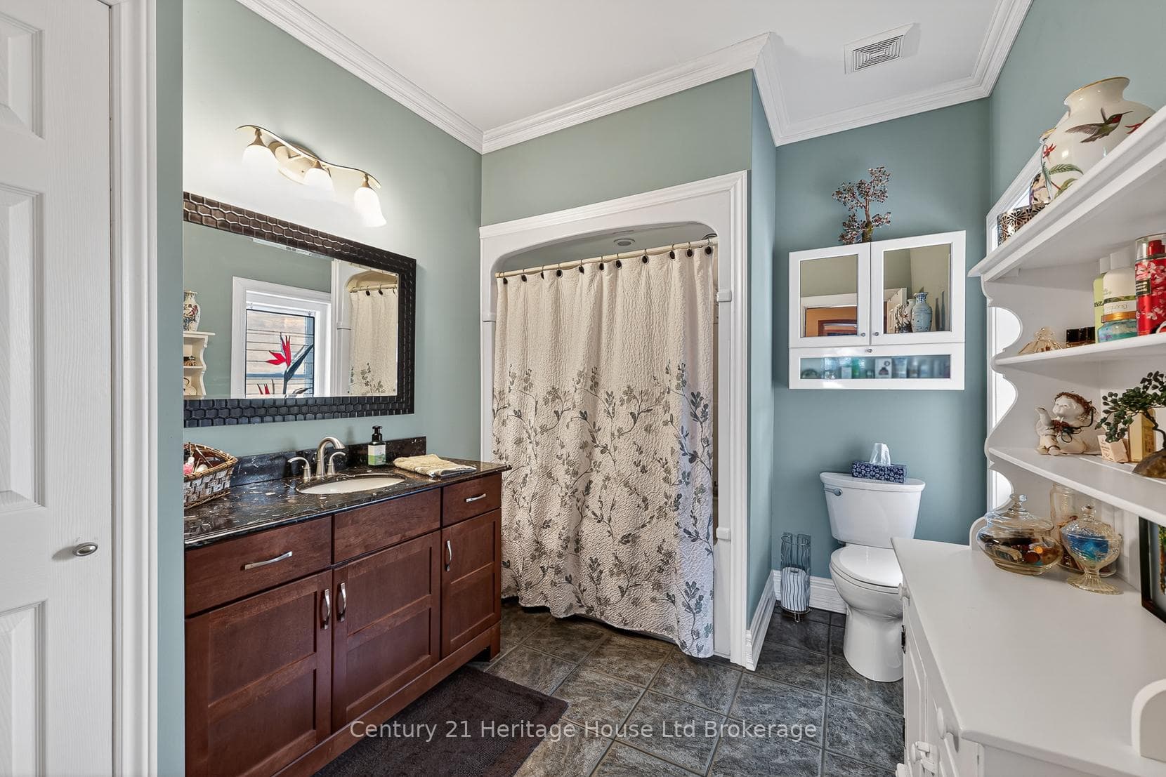 776443 Blandford Road photo 24