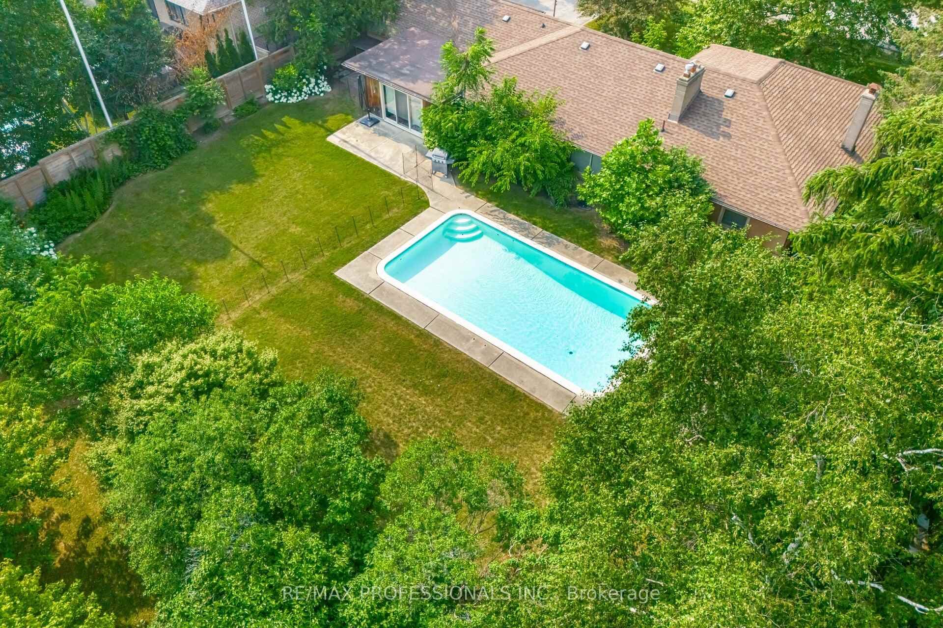 55 Bywood Drive photo 28