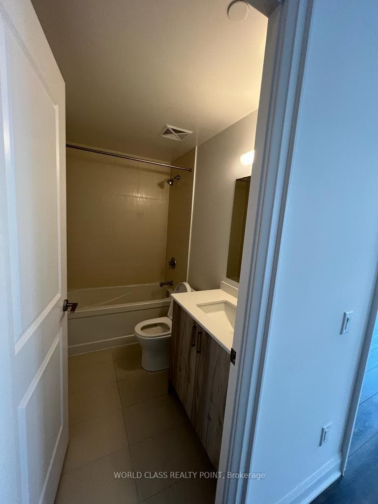 20 Gatineau Drive Unit 1511 photo 15
