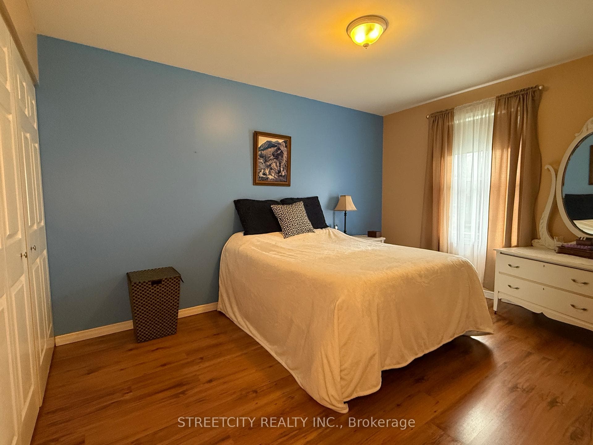 509 Brooke Street photo 9