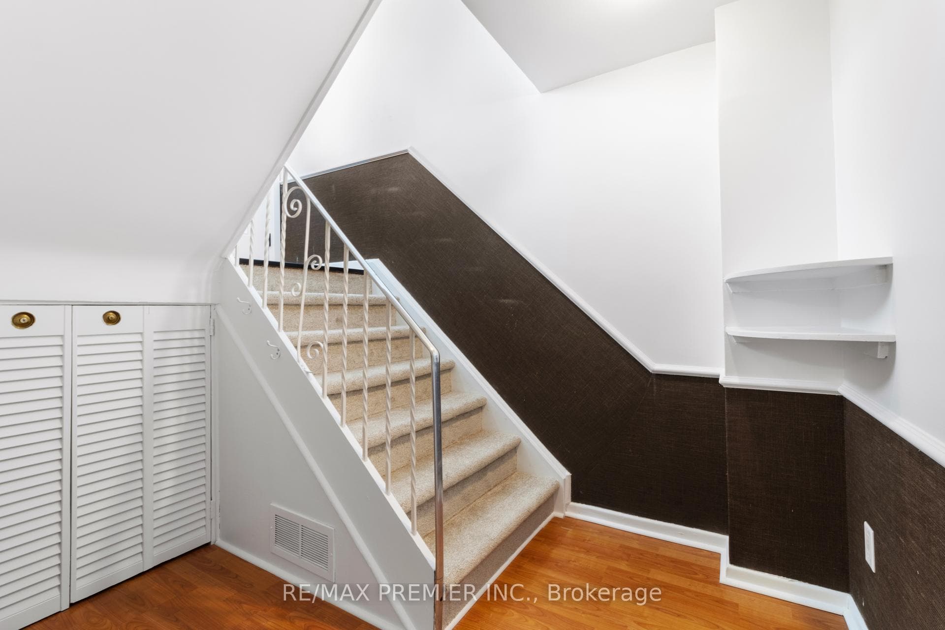 79 Pamille Place photo 25