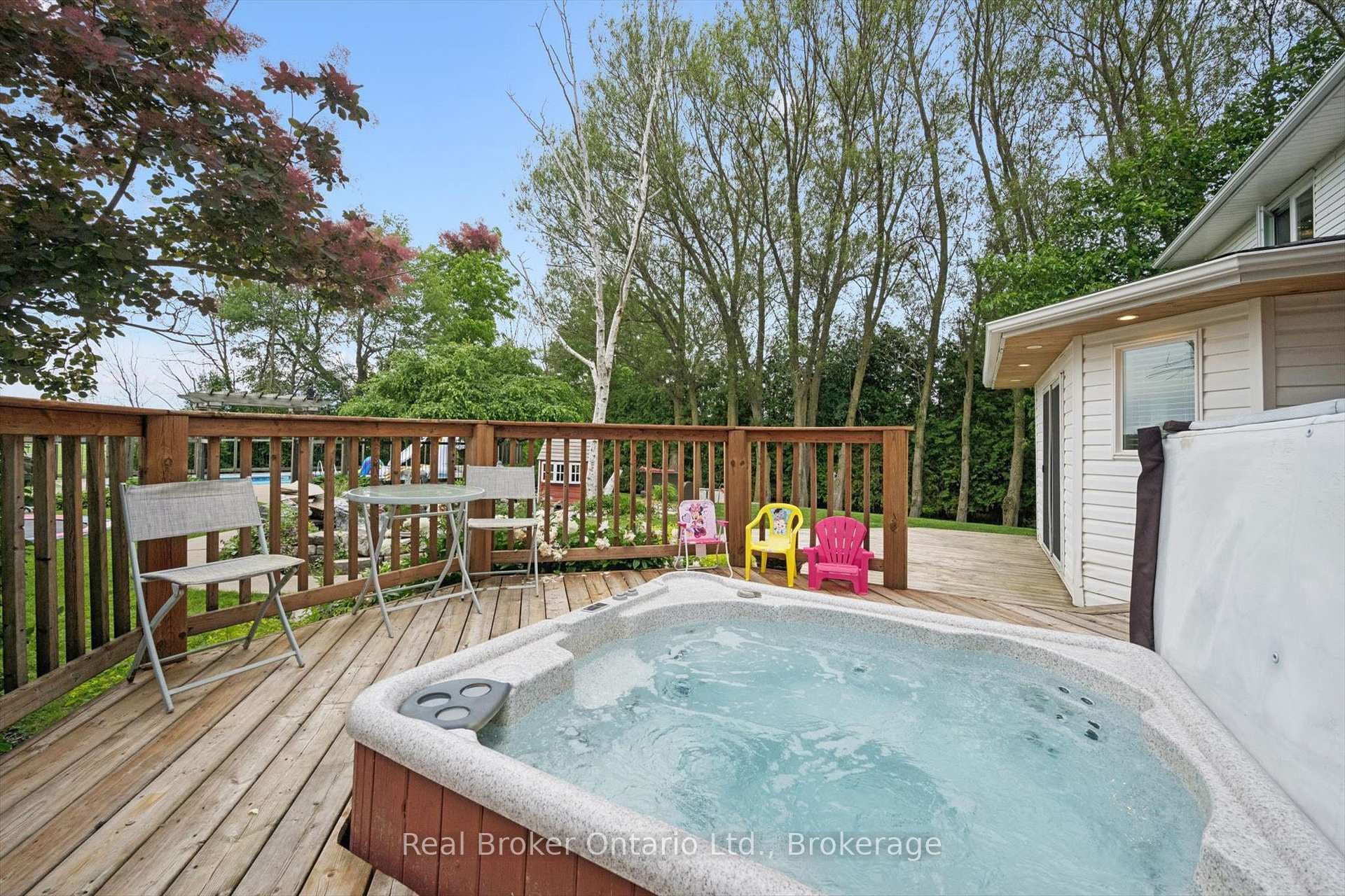 170 Elmslie Place photo 21