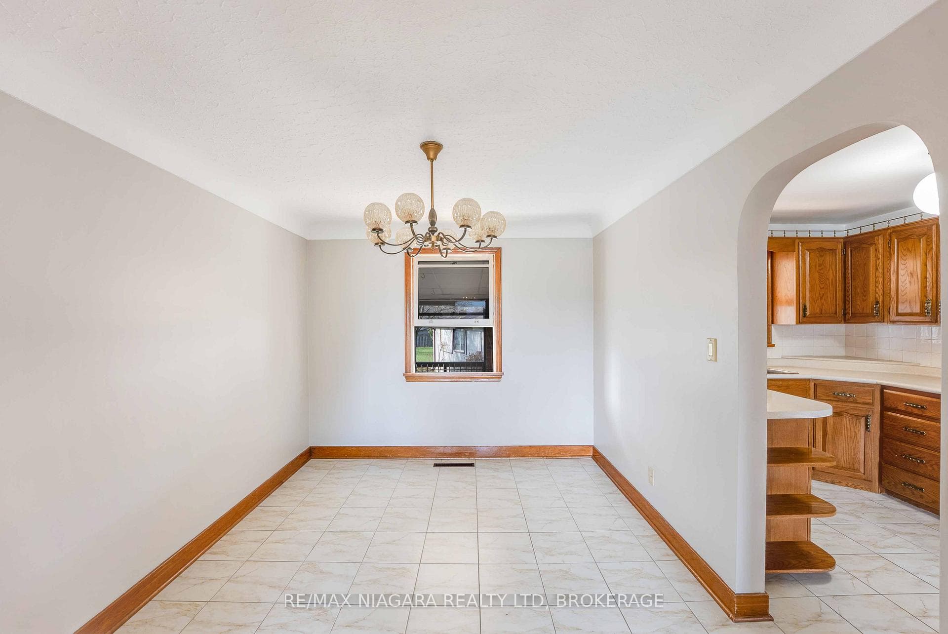 127 Louth Street photo 10