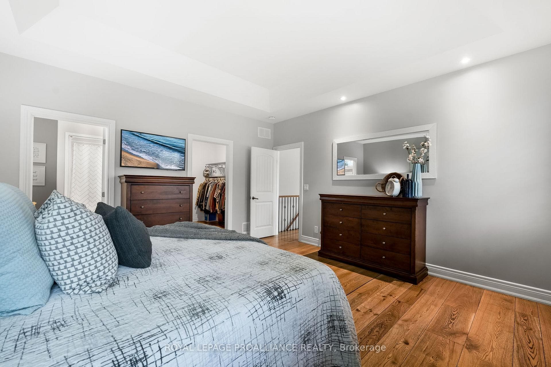 532 Smith Street photo 24